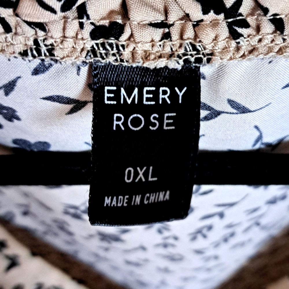 Floral Blouse | 0XL - Picture 4 of 5